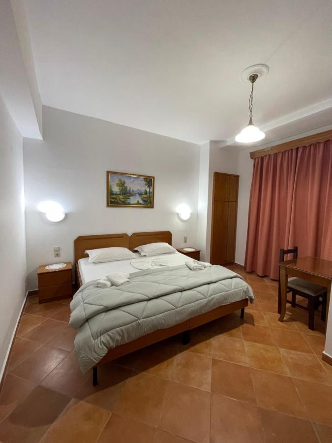 Hotel Rai Sarandë Exterior foto